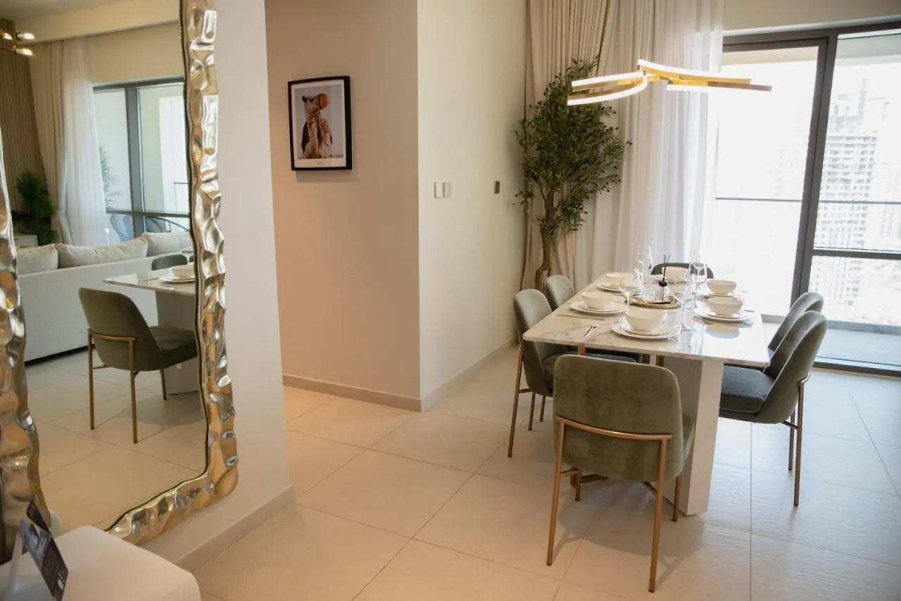 Apartment Elegant 2-Bedroom Retreat In Vida Residences Creek Beach Dubai