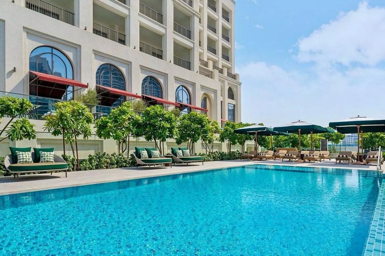 Elegant 2-Bedroom Retreat In Vida Residences Creek Beach location